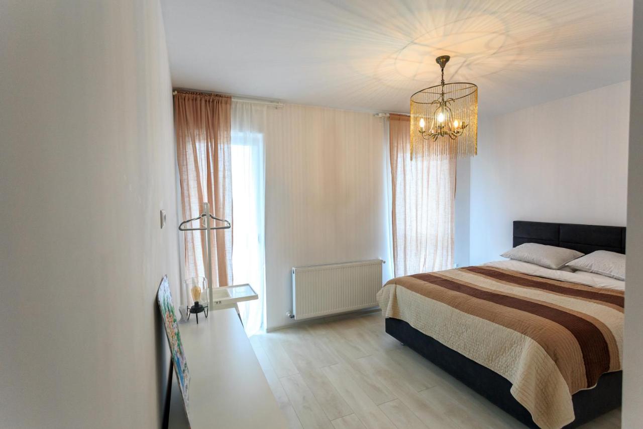 Ferienwohnung Mmc Apartament Brașov Exterior foto